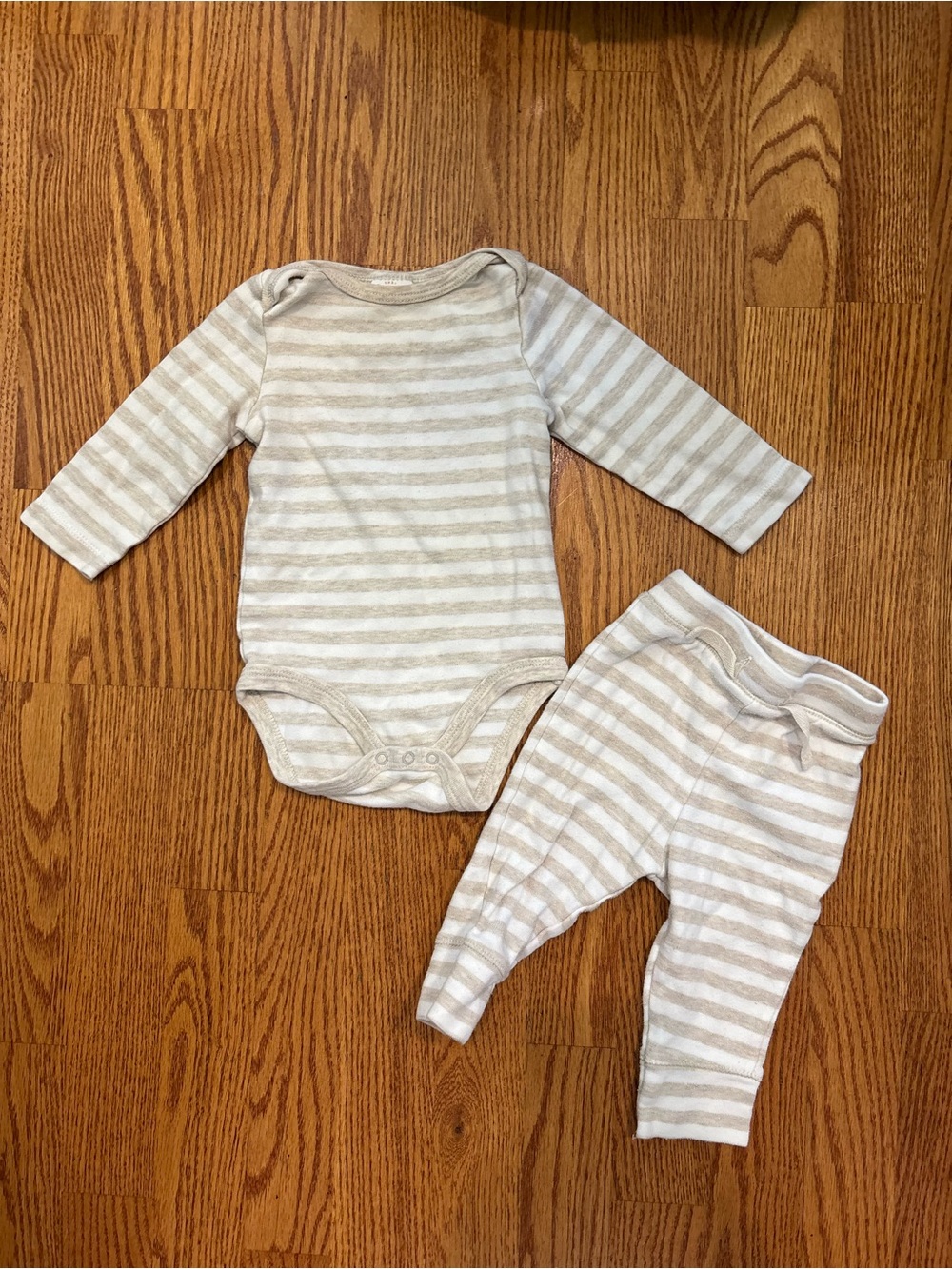 Cat & Jack Organics matching set 6-9 months baby boy gender neutral